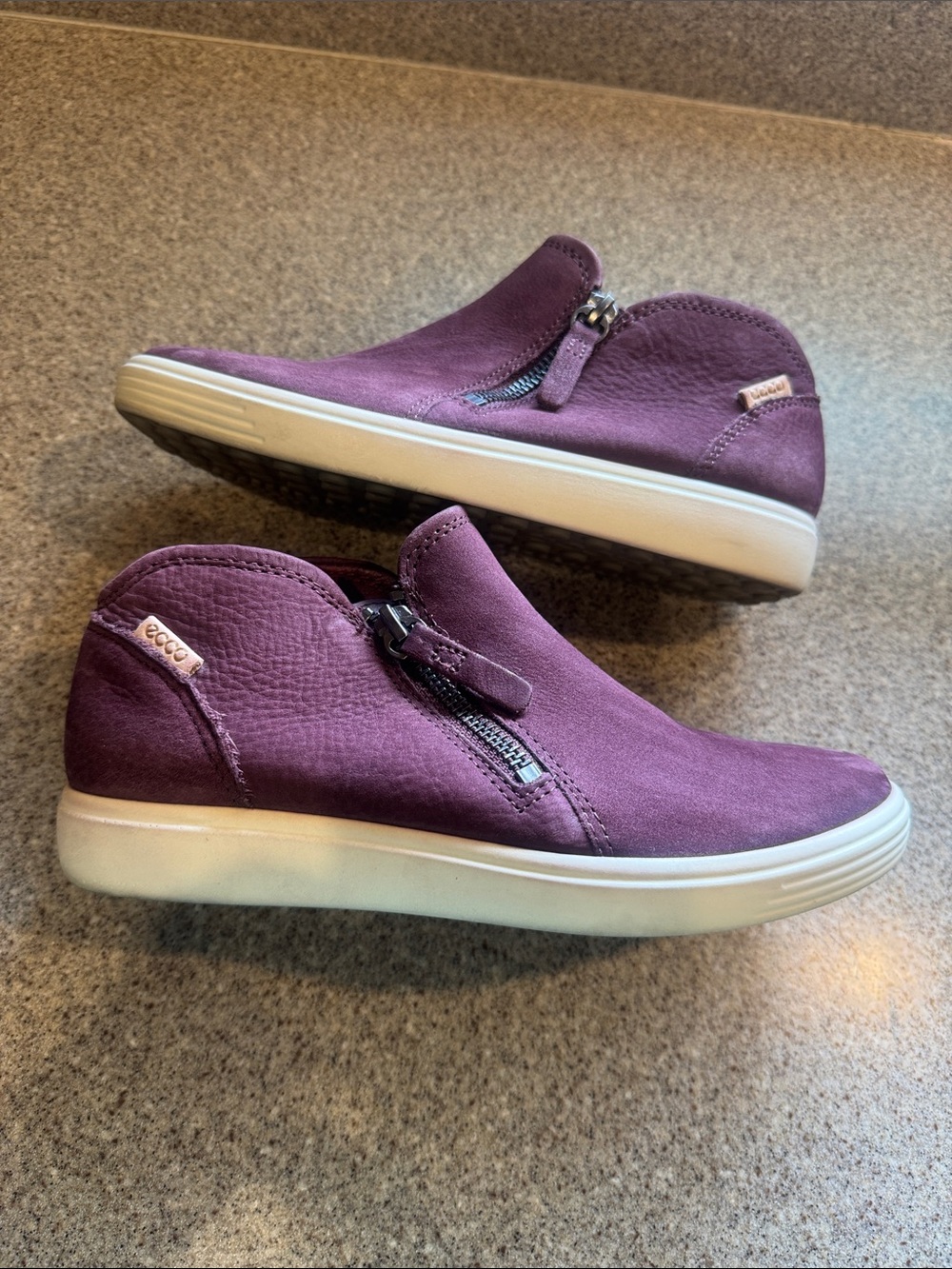 Ecco Women's Purple Suede Zip Ankle Booties